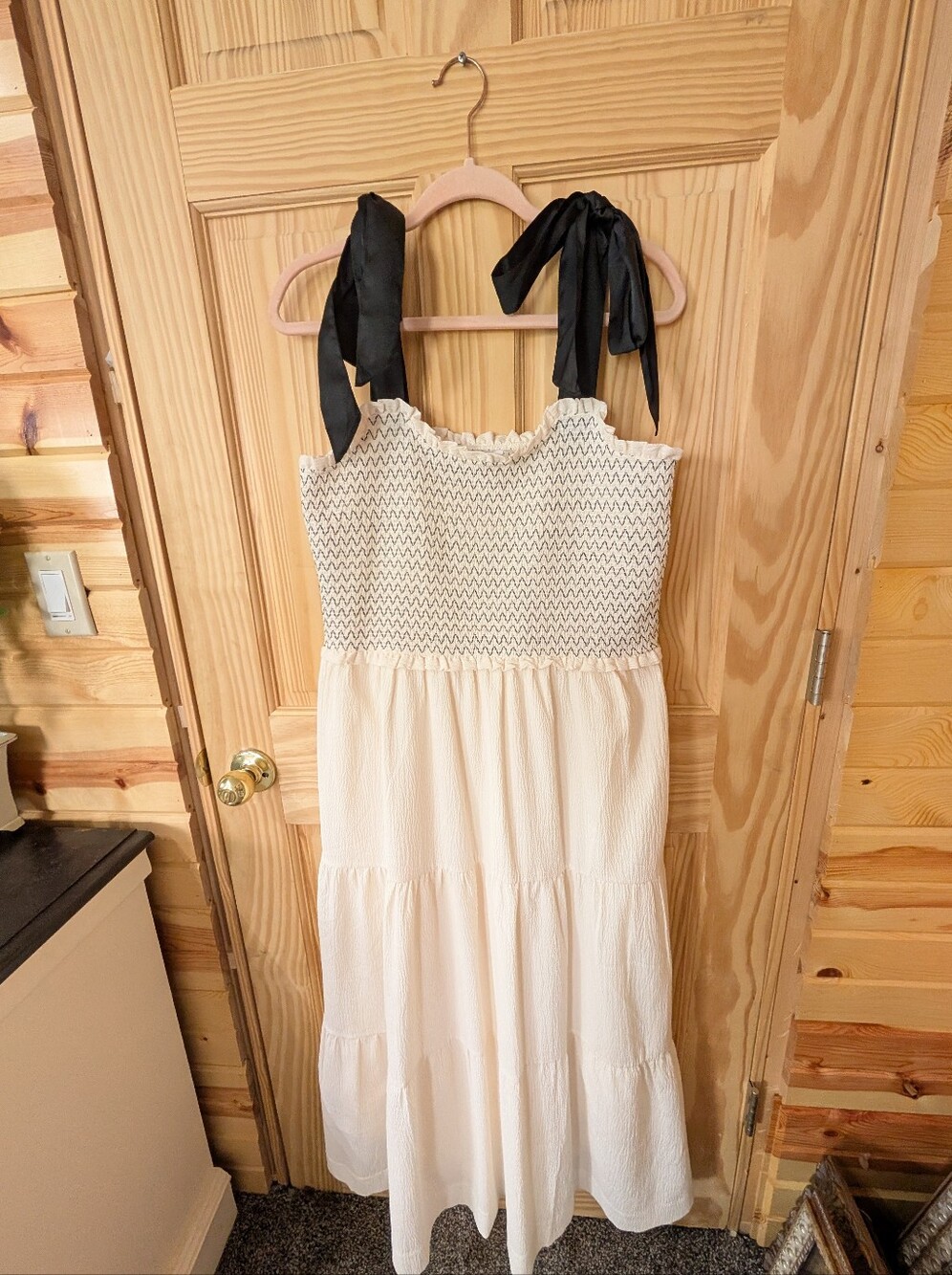 Women's L Kaktus Smocked Cream Maxi Dress with Black Bow Straps